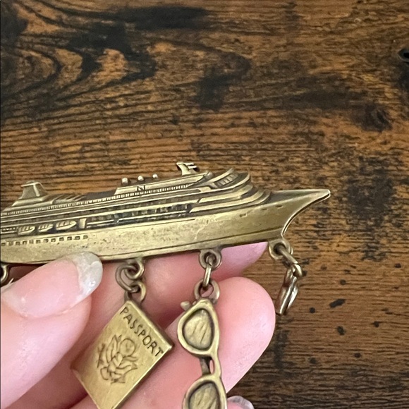 JJ Antique Cruise Ship Charm Brooch Pin Gold Tone Travel Gift - Picture 4 of 12